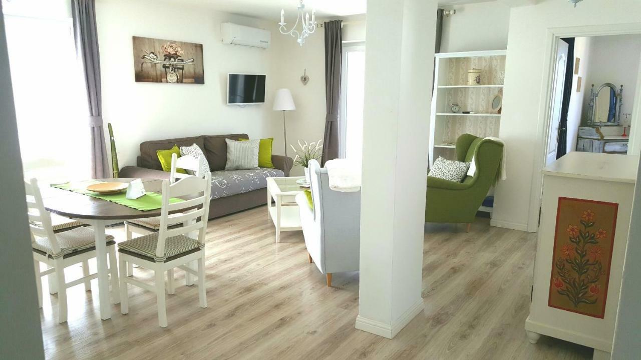 Apartments Villa Harmonie - Adults Only +14 Crikvenica Exterior foto